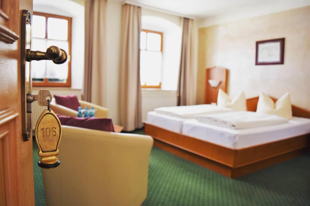 Hotel Zum Braeu Kinding Exterior foto