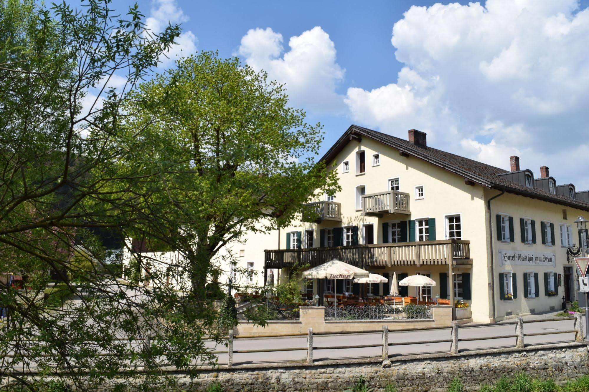 Hotel Zum Braeu Kinding Exterior foto