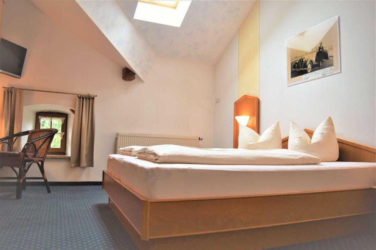 Hotel Zum Braeu Kinding Exterior foto