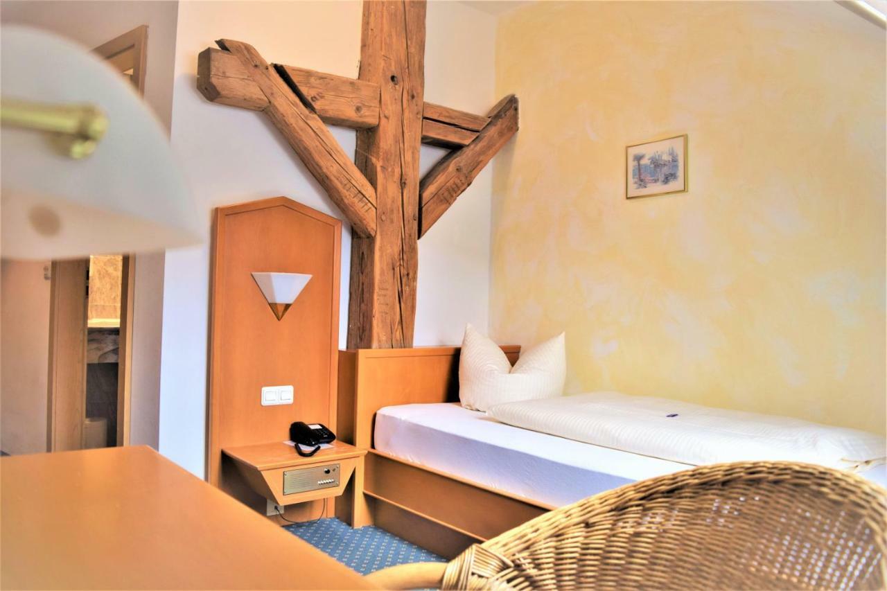 Hotel Zum Braeu Kinding Exterior foto