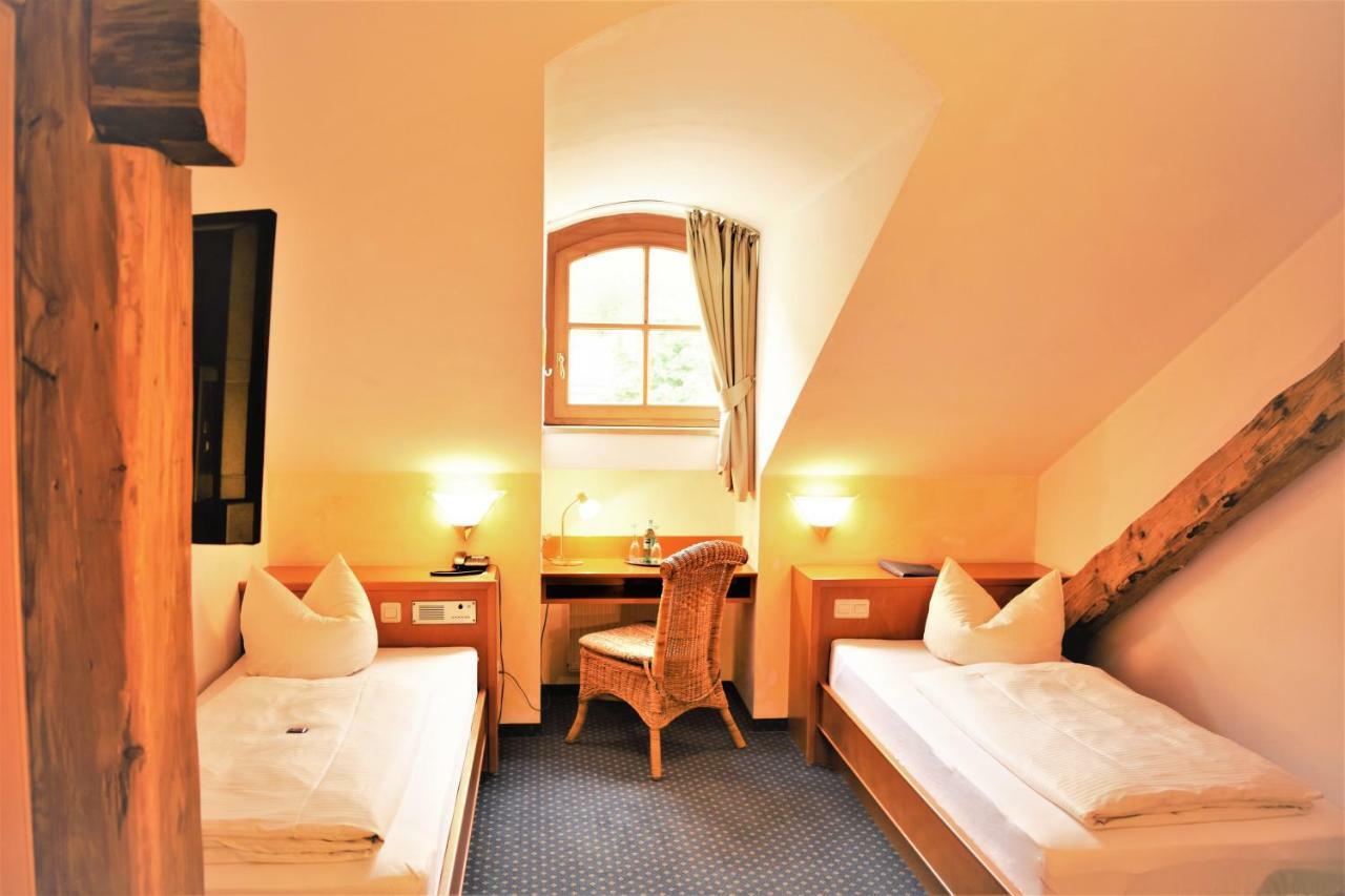 Hotel Zum Braeu Kinding Exterior foto